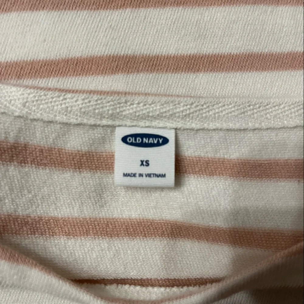Old Navy Cream & Light Pink 1/2 Sleeve Striped Shirt - Picture 4 of 4